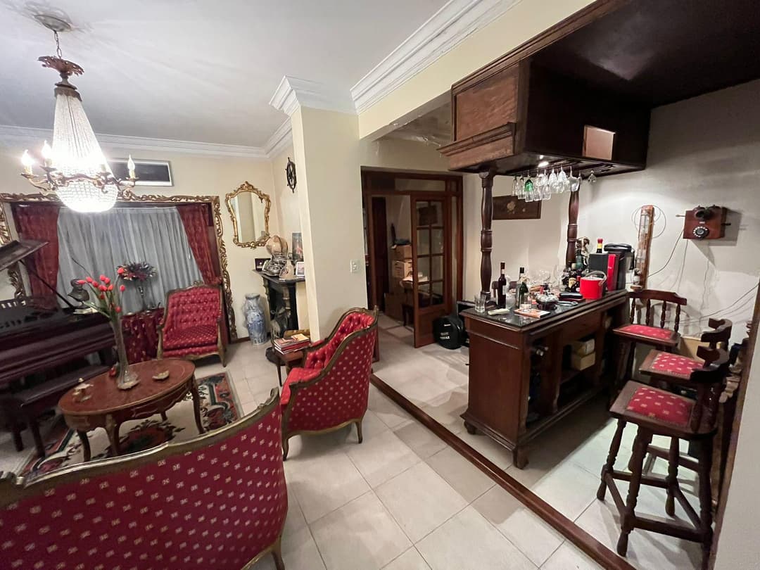 Gran casa 5 amb. en Martínez, excelente ubicación imagen 13