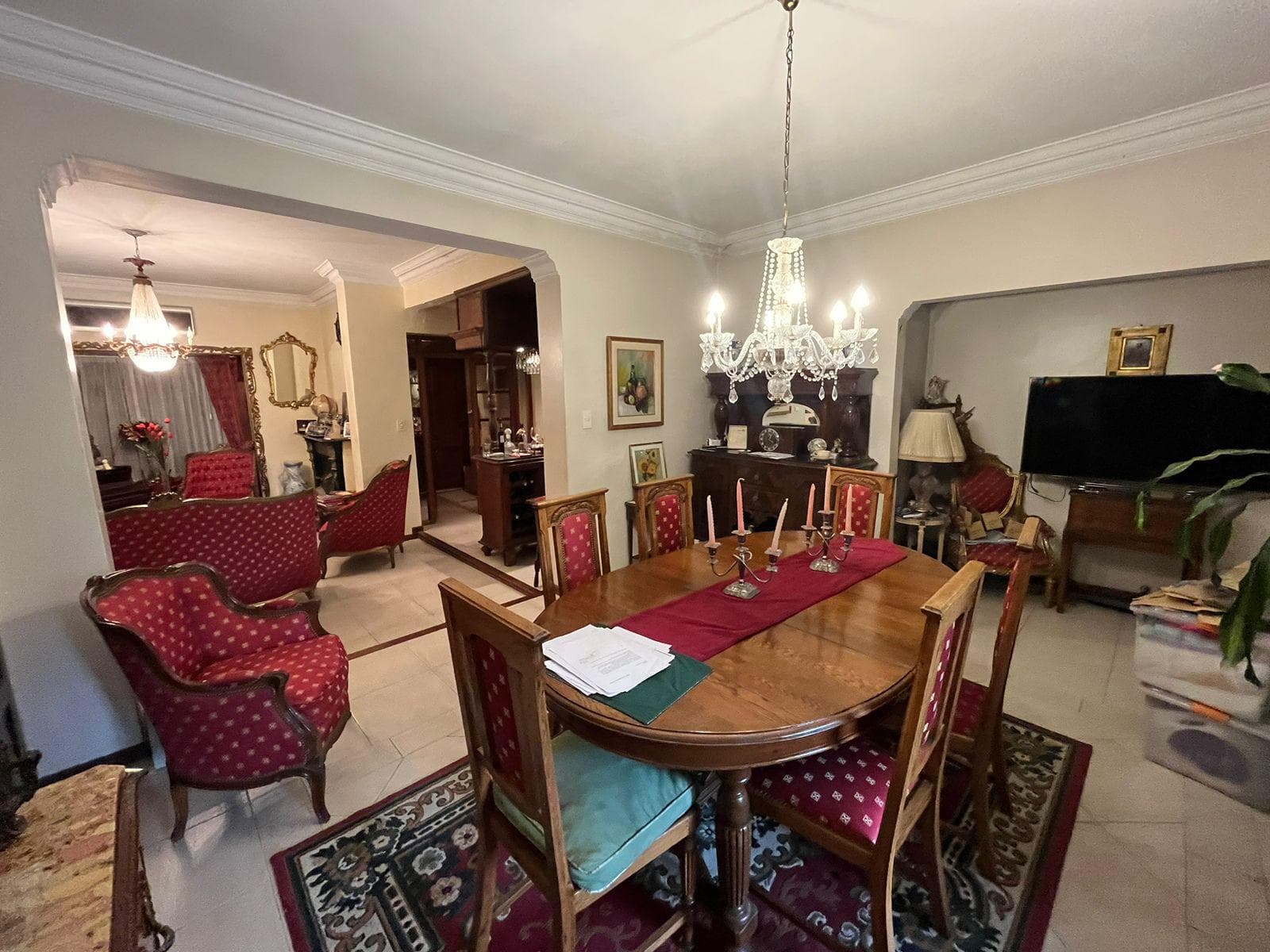 Gran casa 5 amb. en Martínez, excelente ubicación imagen 7