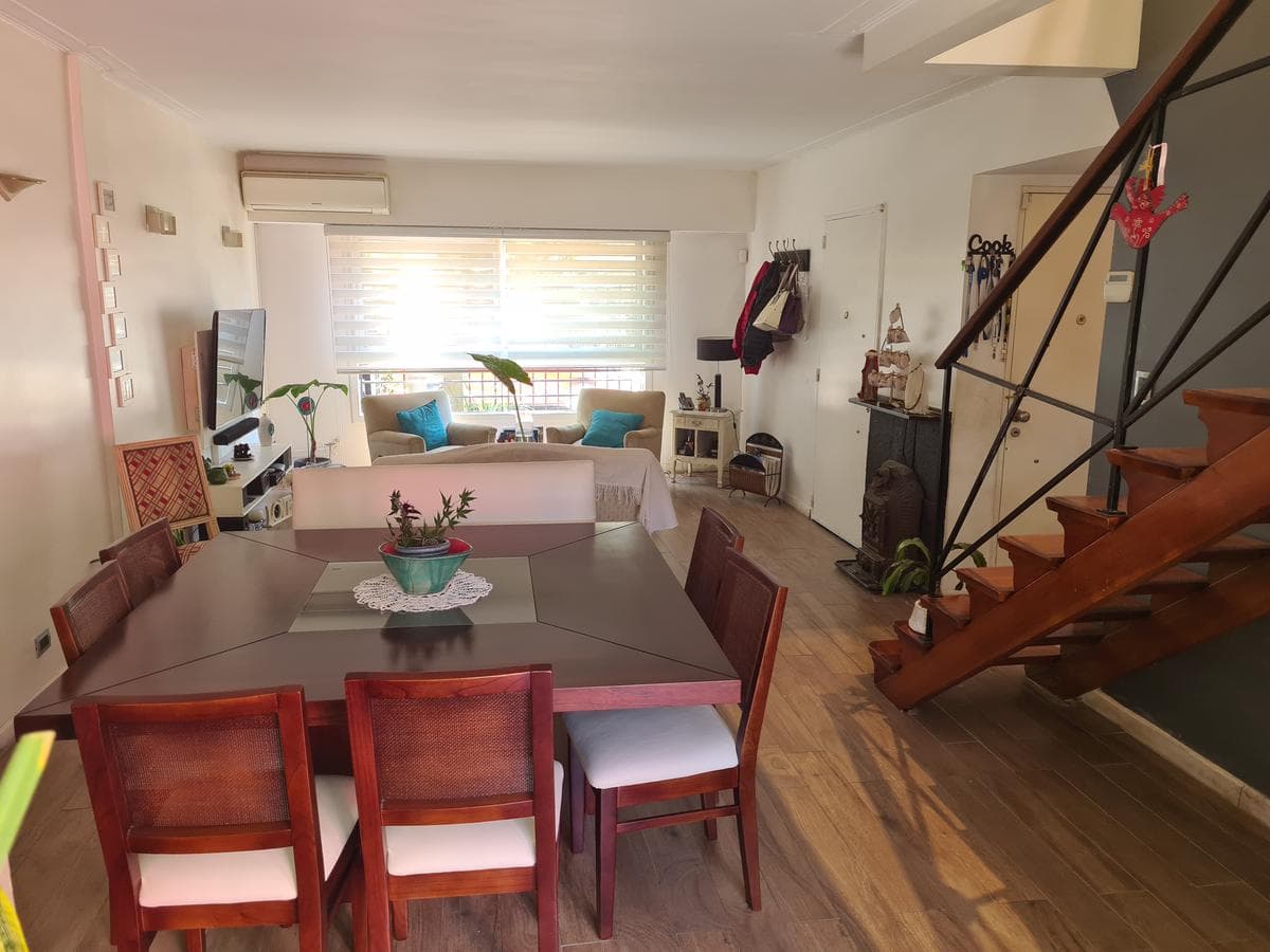 Casa 4 ambientes en Martínez imagen 3