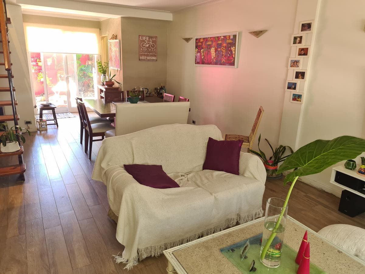 Casa 4 ambientes en Martínez imagen 2