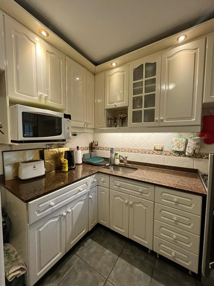 Duplex 4 ambientes, patio, cochera en Olivos imagen 7