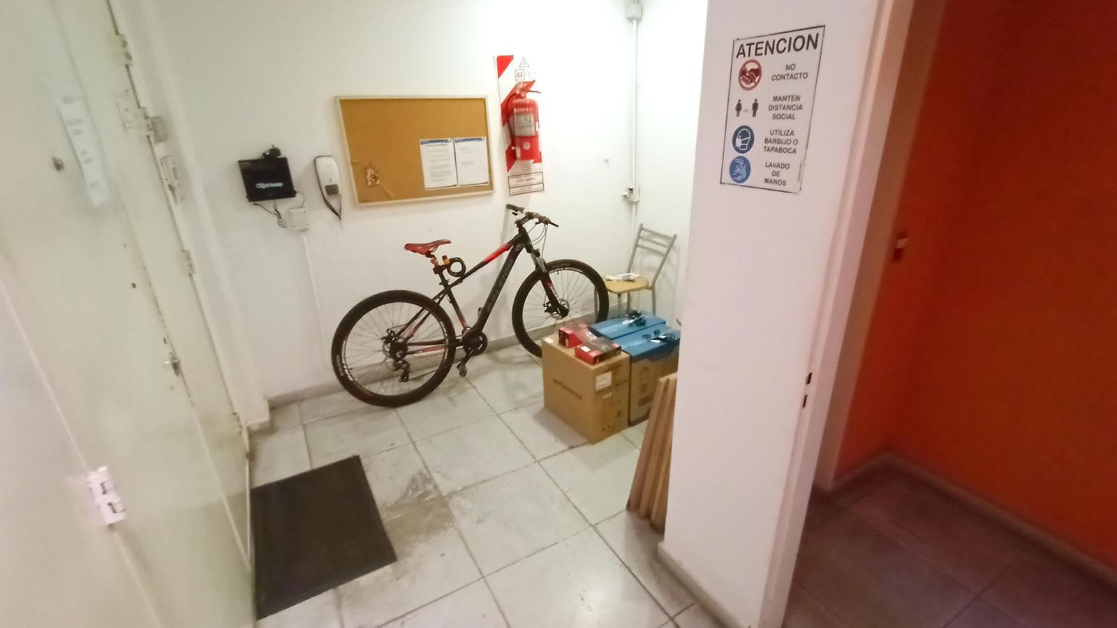 Oficina 7 amb. en Munro imagen 9