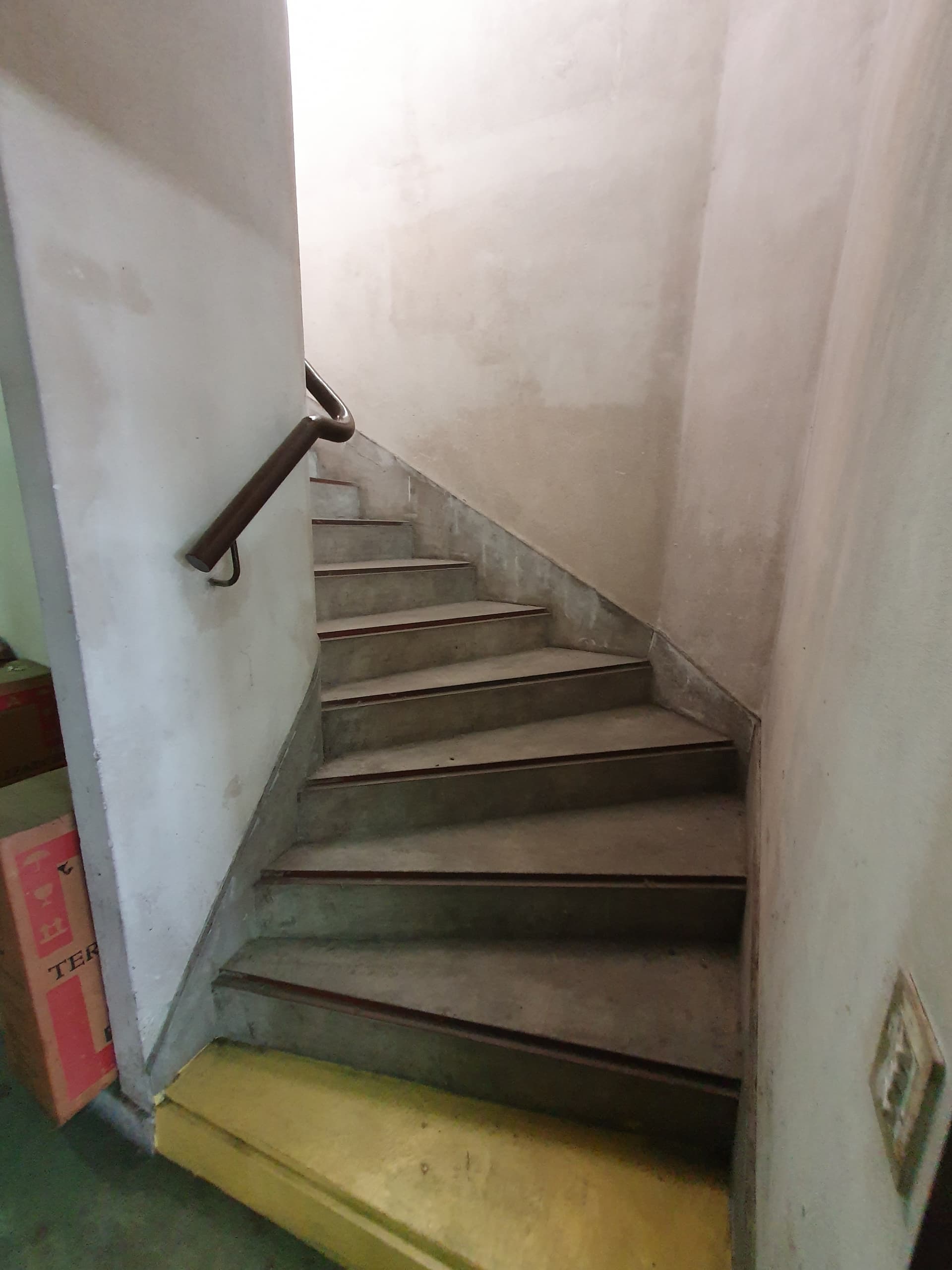 Alquiler: Importante Local en Florida Oeste con estacionamiento estratégico imagen 10