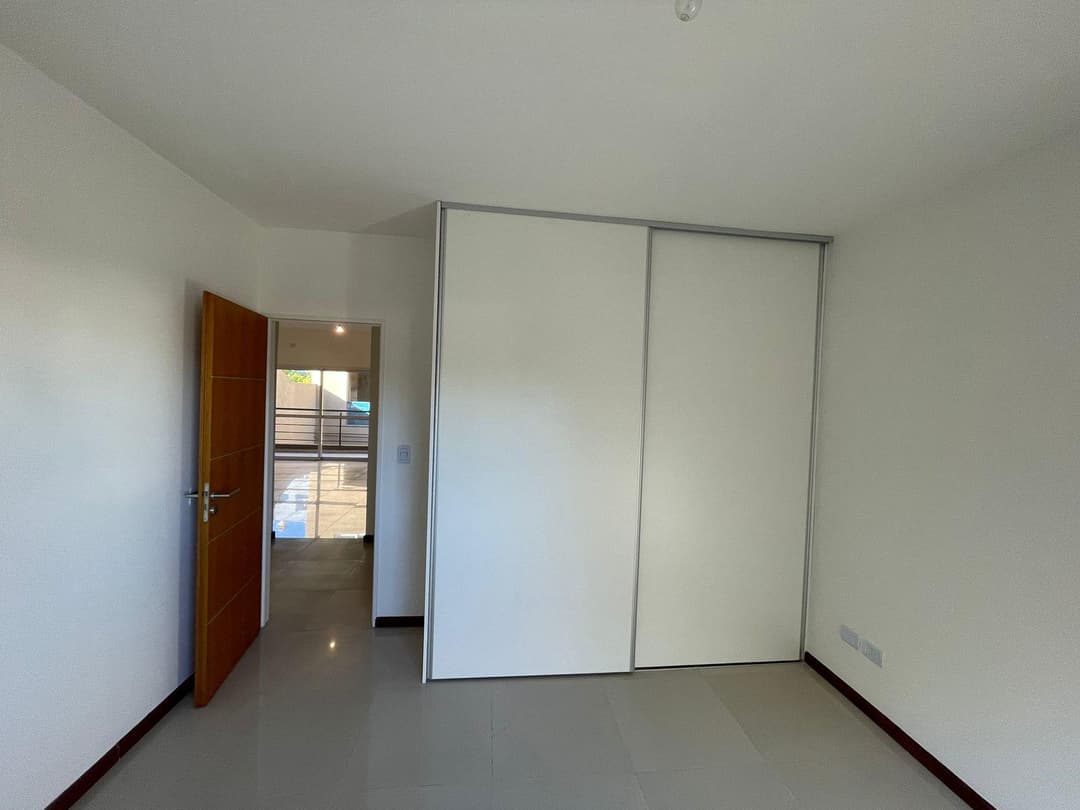 PH 4 ambientes en Olivos con amenities imagen 17