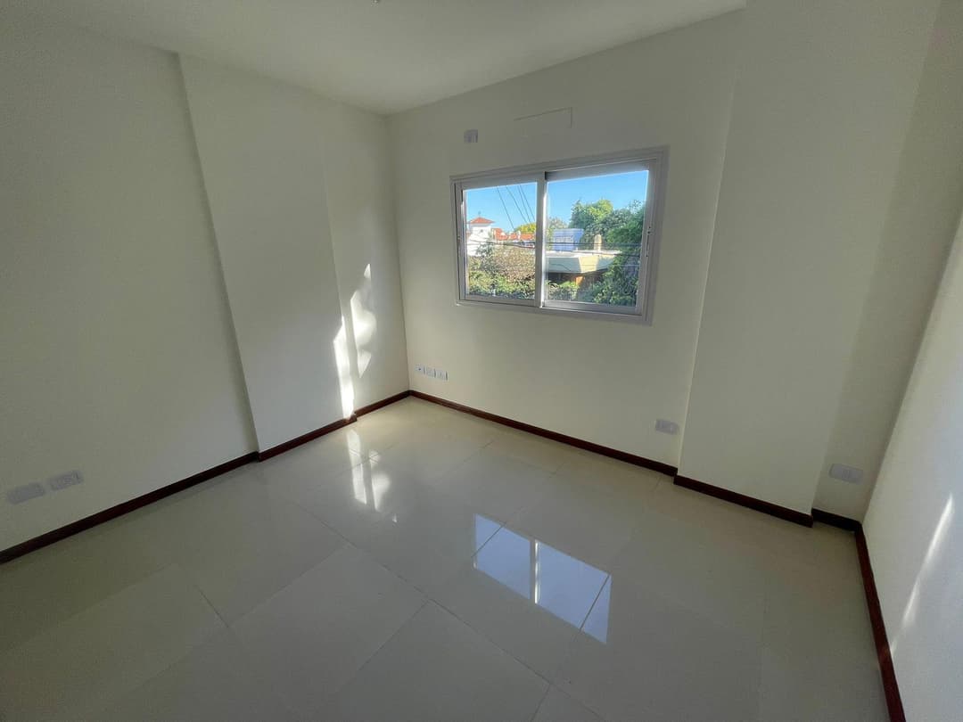 PH 4 ambientes en Olivos con amenities imagen 9