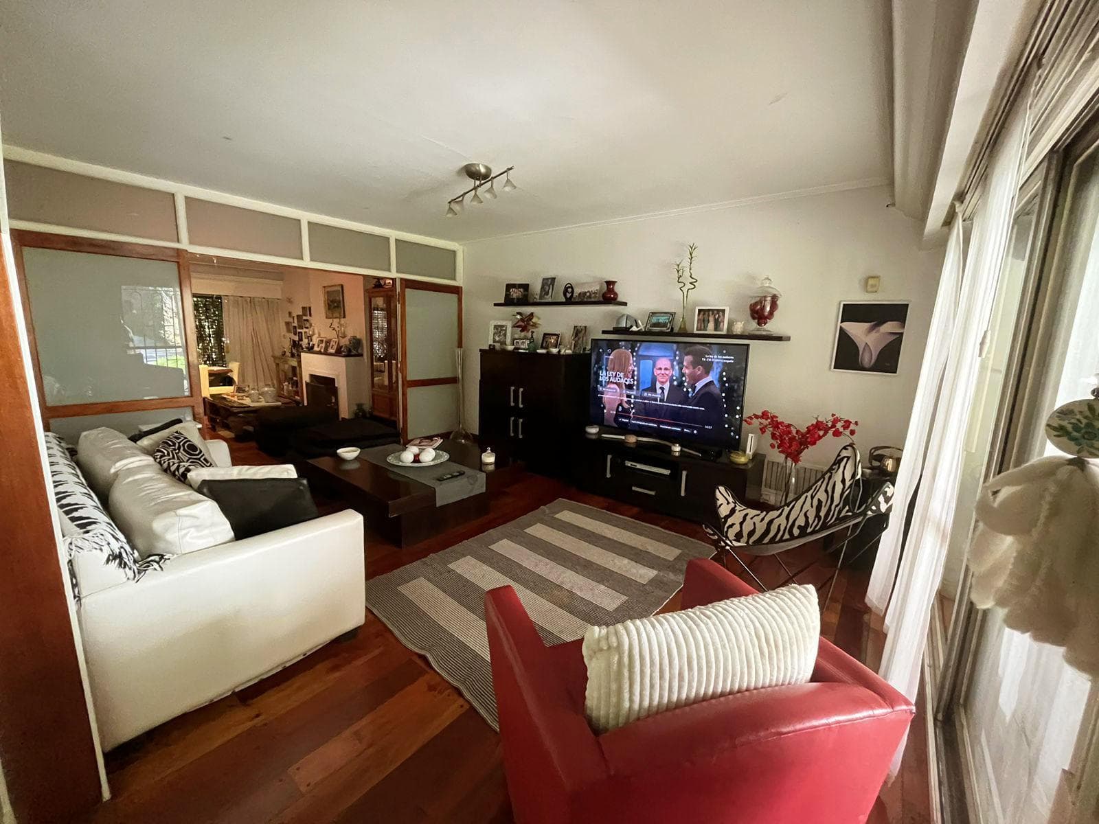 Casa 5 amb. con quincho y piscina - Martínez imagen 5