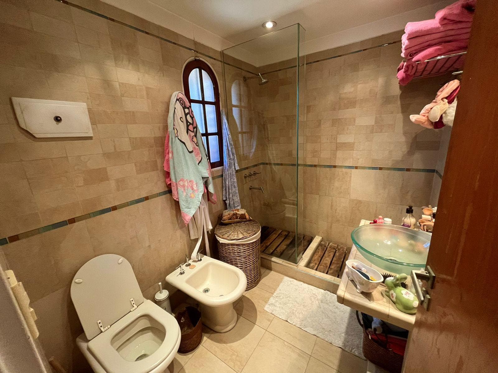 Casa 5 amb. con quincho y piscina - Martínez imagen 16