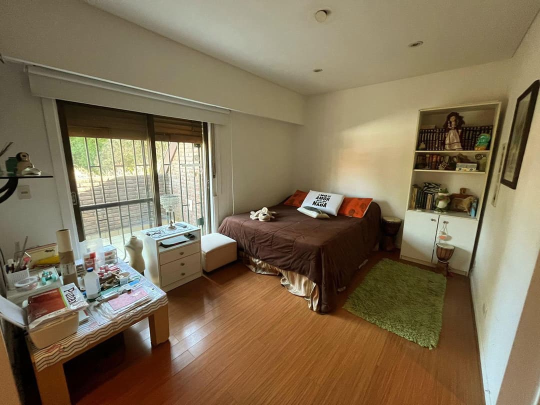 Casa 5 amb. con quincho y piscina - Martínez imagen 17