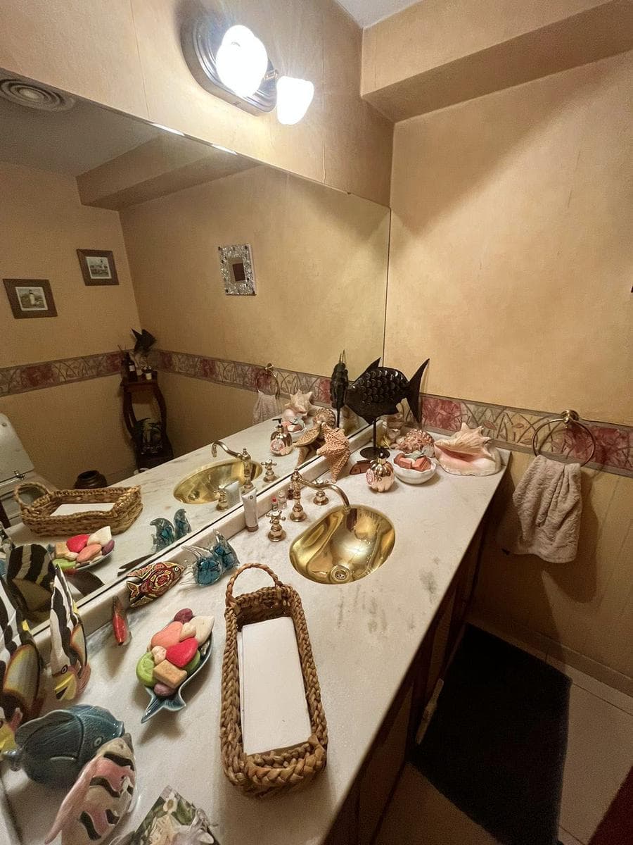 Casa 5 amb. con quincho y piscina - Martínez imagen 31