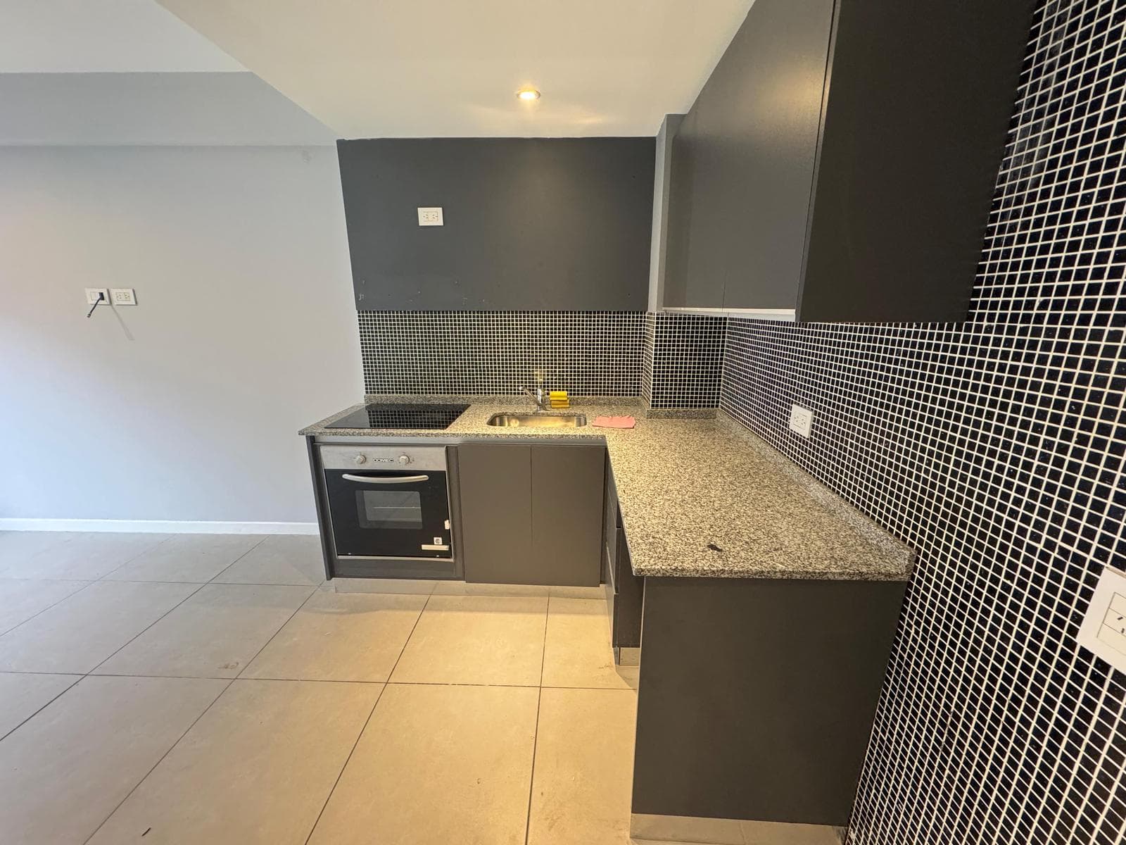 Hermoso Departamento de 3 ambientes en alquiler - Villa Urquiza imagen 3