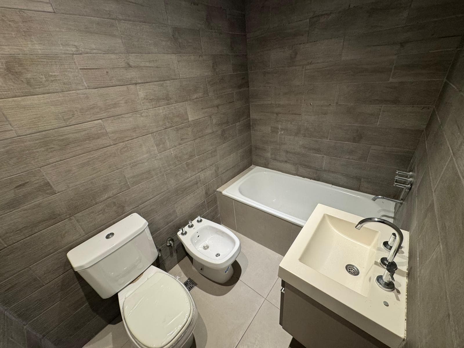 Hermoso Departamento de 3 ambientes en alquiler - Villa Urquiza imagen 9