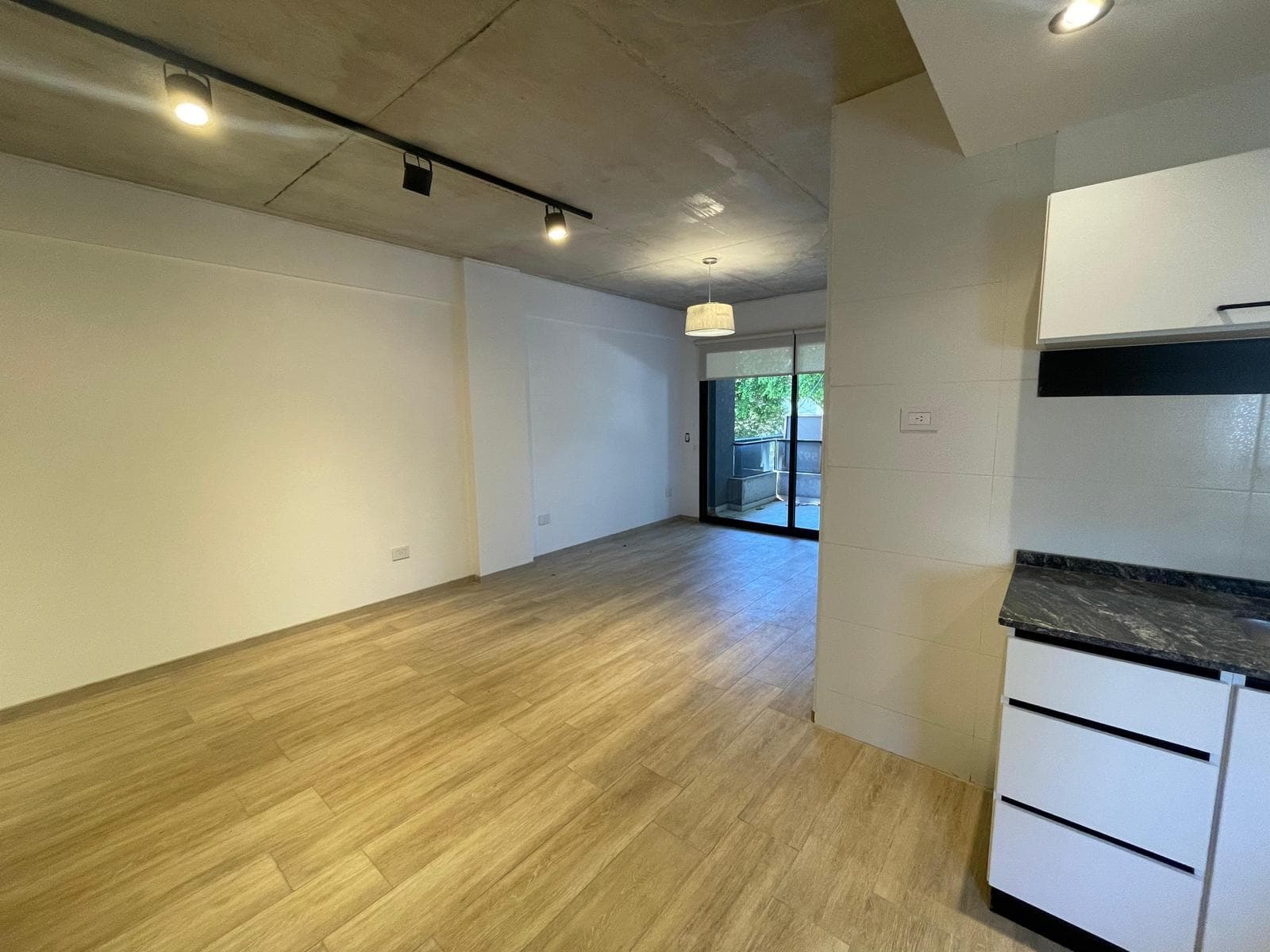 Depto. 3 ambientes en alquiler - Villa Urquiza imagen 2