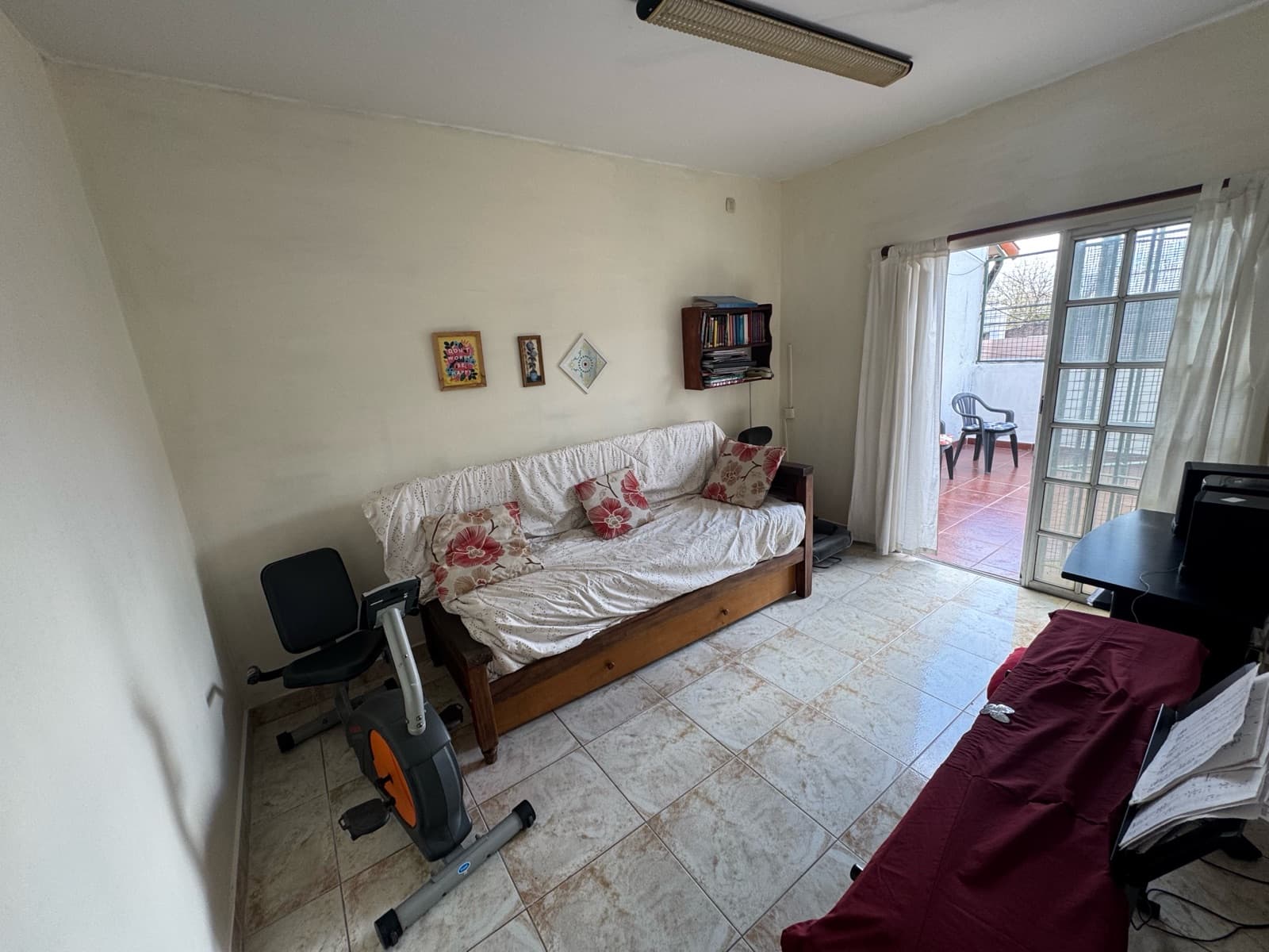 Casa de 4 ambientes, patio y terraza en Martínez imagen 16