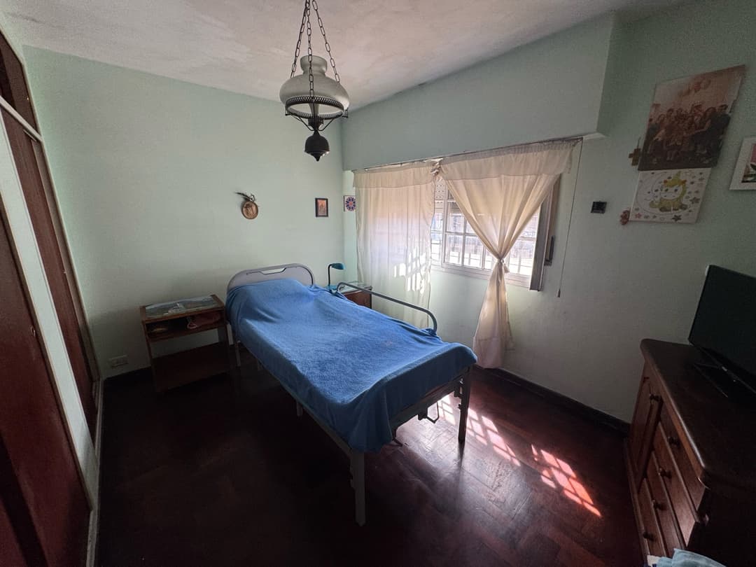 Casa de 4 ambientes, patio y terraza en Martínez imagen 14