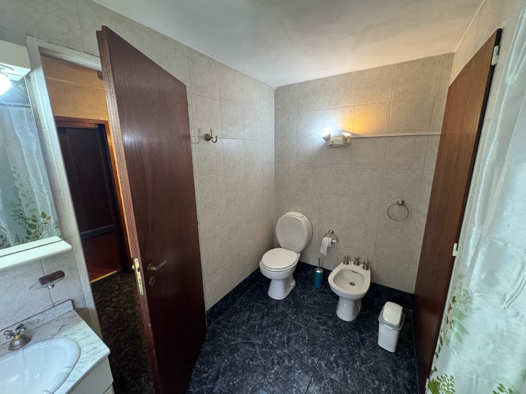 Casa de 4 ambientes, patio y terraza en Martínez imagen 23