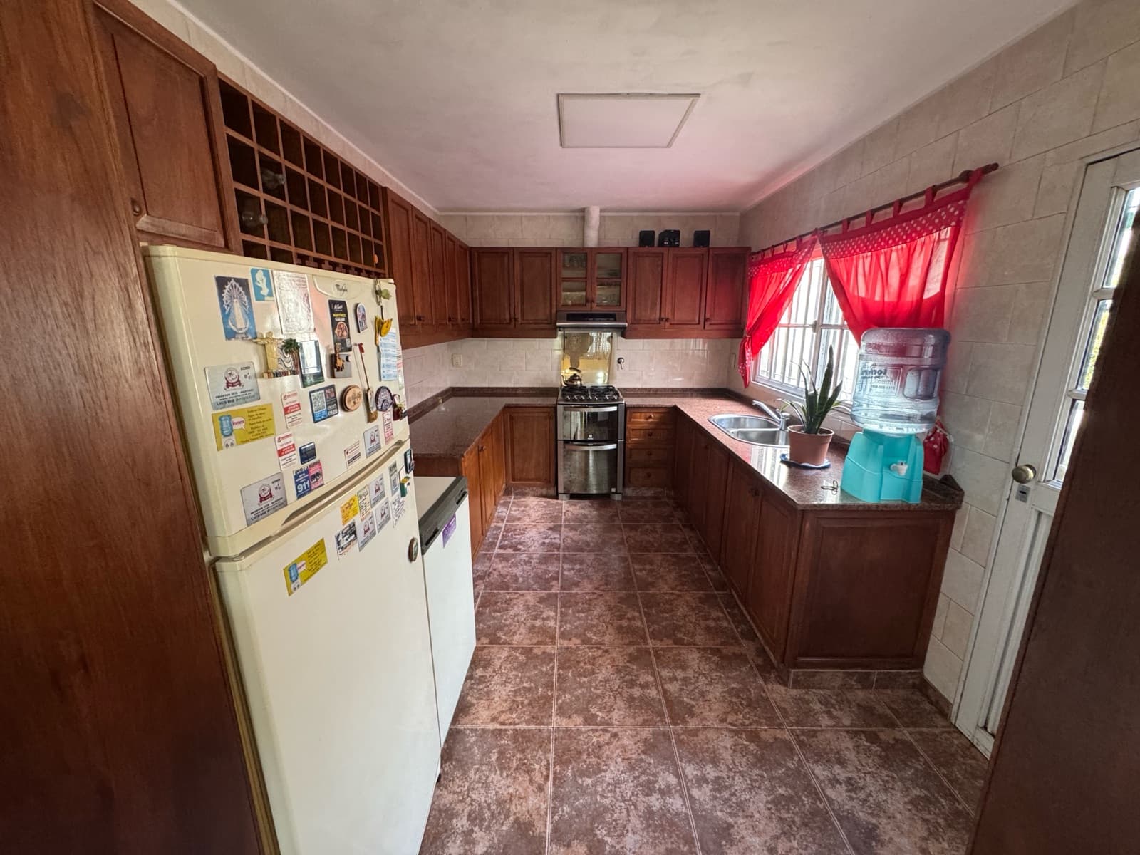 Casa de 4 ambientes, patio y terraza en Martínez imagen 3