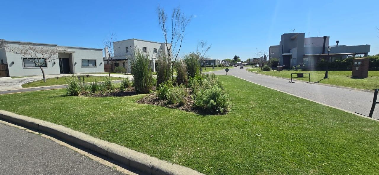 Se vende TERRENO INTERNO con vista al Lago BARRIO SAN RAMON - PILAR DEL ESTE imagen 13