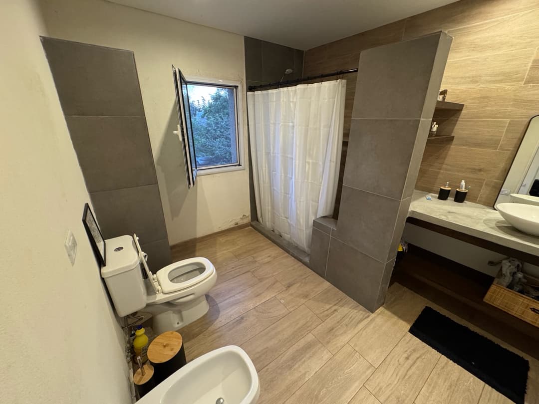 Excelente casa en Country Miraflores - Pilar imagen 18