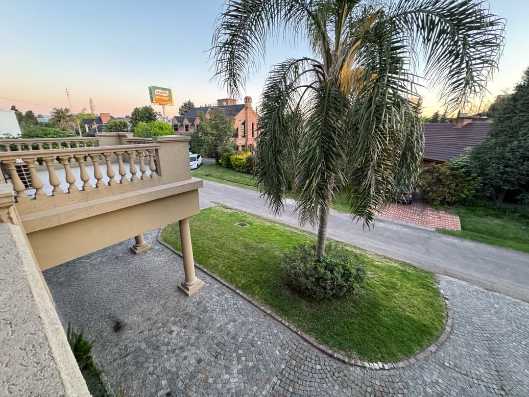 Excelente casa en Country Miraflores - Pilar imagen 19