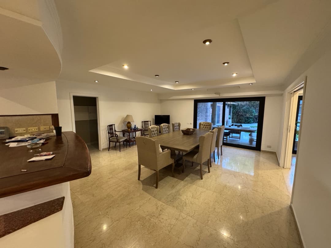 Excelente casa en Country Miraflores - Pilar imagen 2