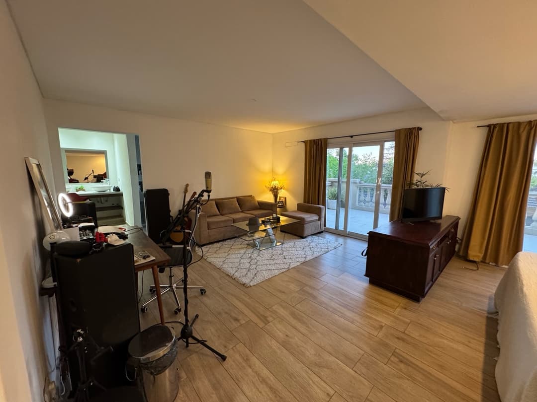 Excelente casa en Country Miraflores - Pilar imagen 3