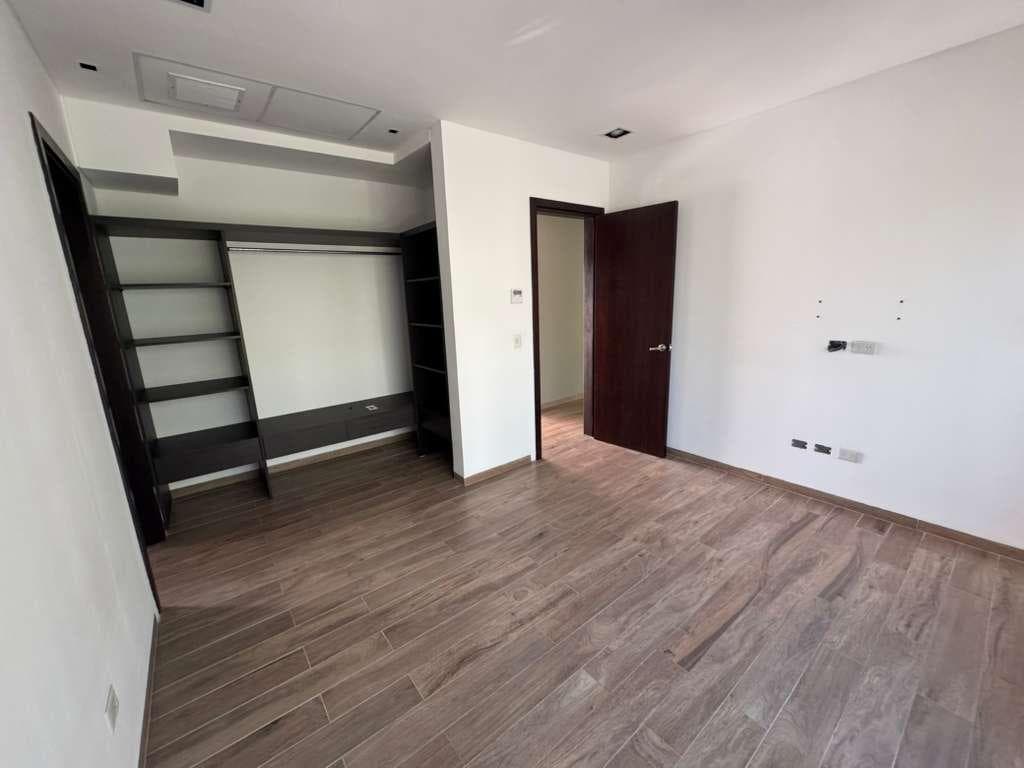 Excelente casa de 4 dormitorios en venta en Barrio Ayres de Pilar imagen 18