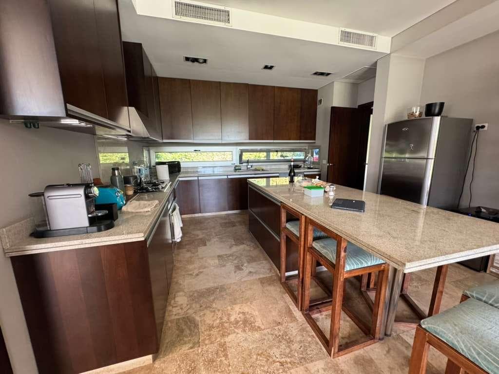 Excelente casa de 4 dormitorios en venta en Barrio Ayres de Pilar imagen 7